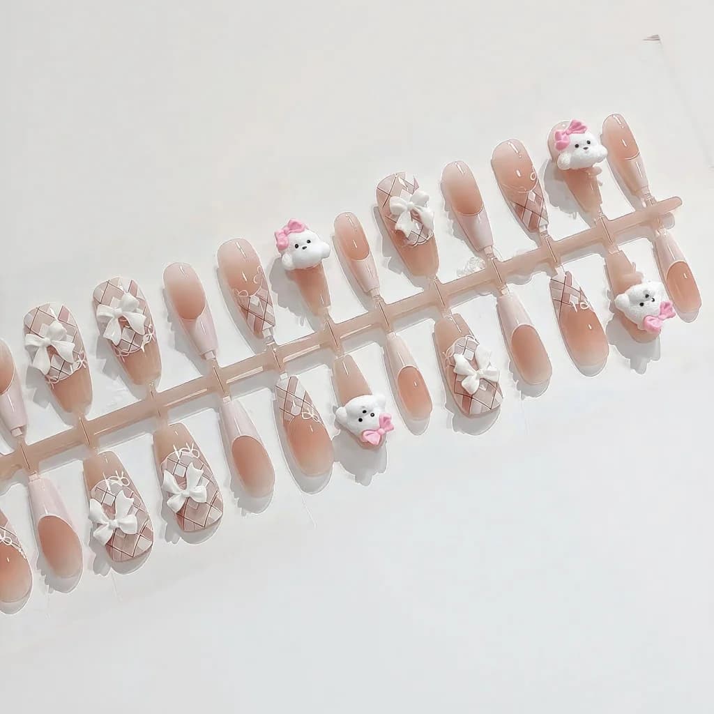 เล็บปลอมลายหมีเท็ดดี้ ปลายเฟรนช์ทิป น่ารัก 30 ชิ้น