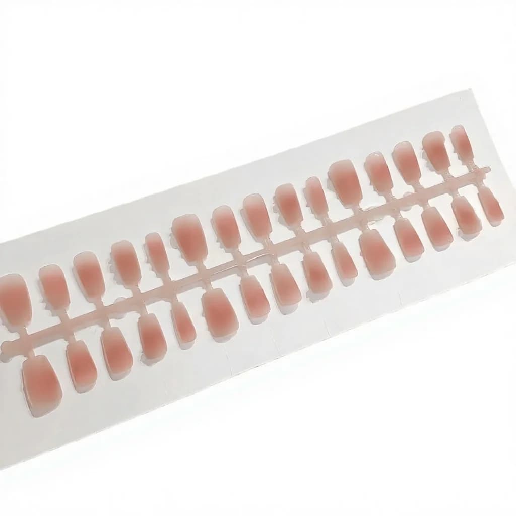 ชุดเล็บติดด่วนลายดอกคามิเลียสีทอง สไตล์หวาน