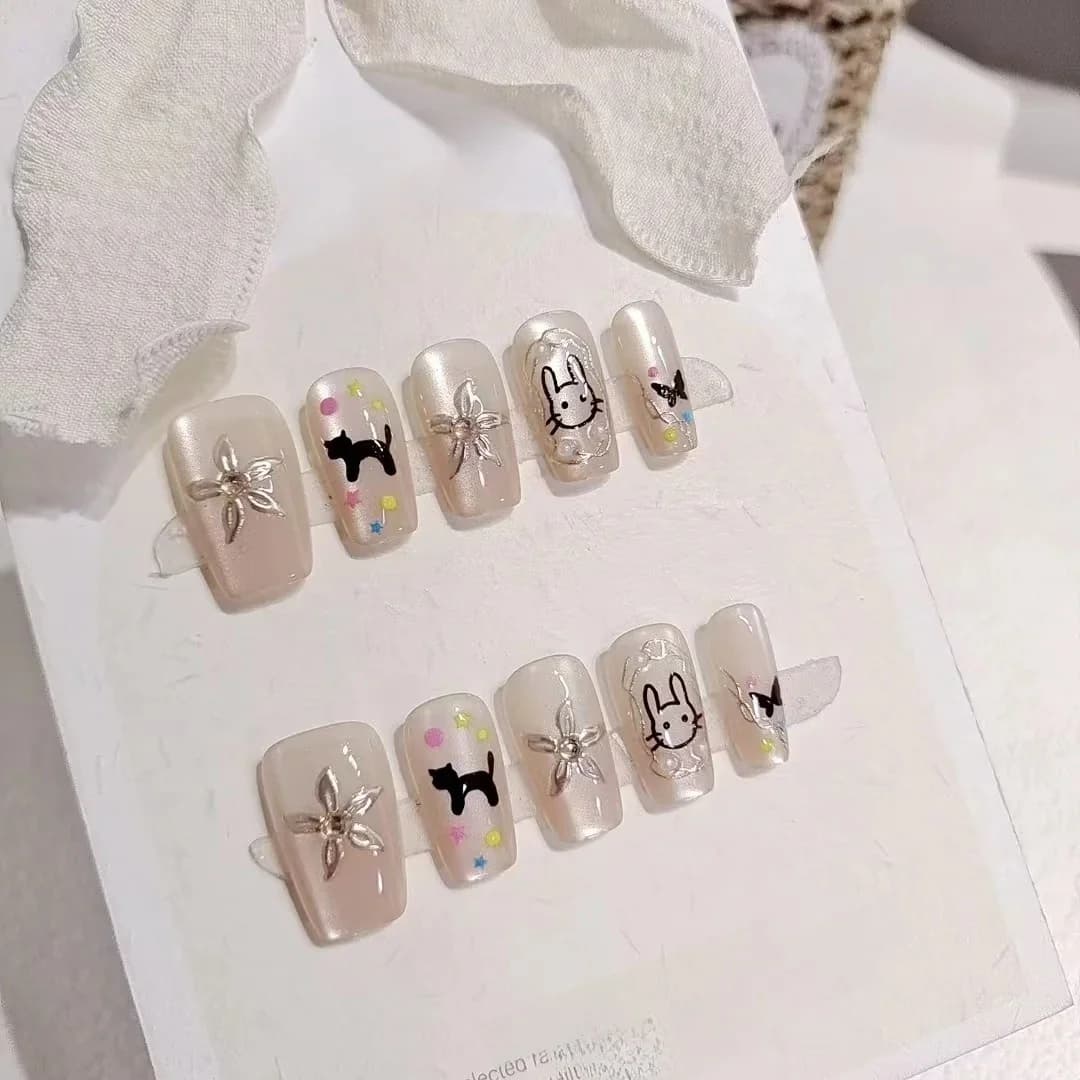 เล็บปลอมลายแมวดำและกระต่ายน่ารัก ทรงโลงสั้น